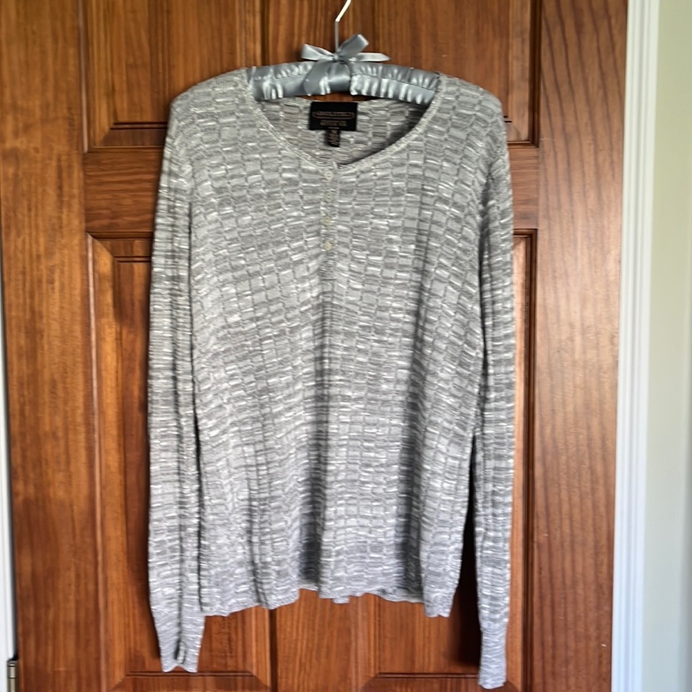 Women’s sweater